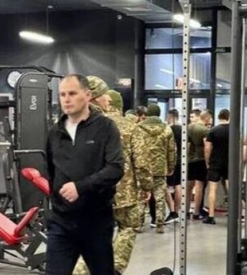 Тренажерный зал в Ужгороде посетили работники ТЦК. ВИДЕО+ФОТОрепортаж
