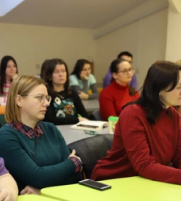 У львівському центрі «Джерело» розпочали навчати фахівців, які мають займатися з незрячими дітьми
