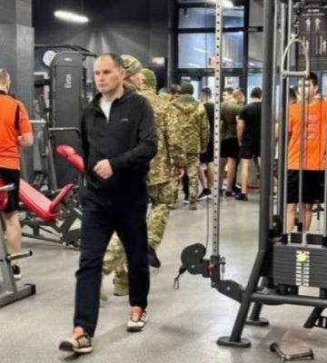 ТЦК пішли по спортзалах: повістки отримали як відвідувачі, так і тренери