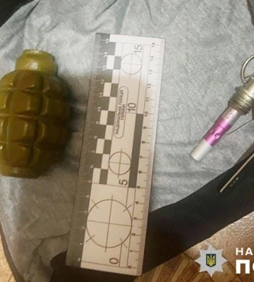 У Києві чоловік вирішив владнати конфлікт із сусідом за допомогою гранати. Подробиці і фото