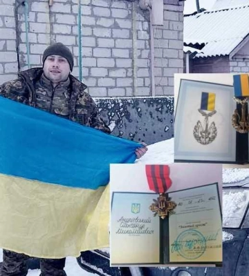 Бійця з Рожищенської громади Залужний нагородив «Сталевим хрестом»