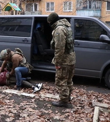 Выискивал позиции ВСУ через оптические прицелы. СБУ задержала российского информатора в Краматорске