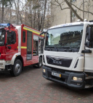 Столиця отримала від німців нову партію допомоги, зокрема сучасні машини швидкої допомоги