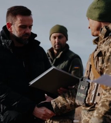 Голова Закарпатської ОВА нагородив захисників, які боронять державу від окупанта
