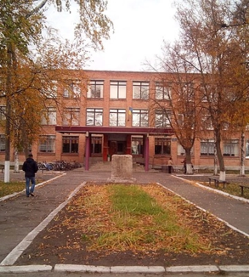 У Семенівському ліцеї заявили про жорстоке поводження з учнями