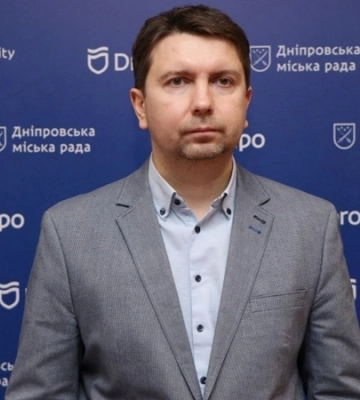 У Дніпрі встановлять новорічні ялинки без жодних витрат з міської скарбниці