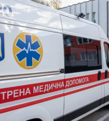 У Дніпрі медики швидкої врятували жінку із зупинкою дихання і кровообігу