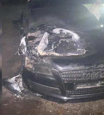 У Полтаві суд відправив у СІЗО підозрюваного у підпалі автівки AUDI Q7
