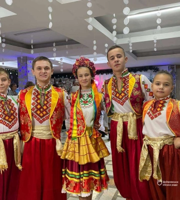 Популяризація українських традицій: у Дніпрі стартував великий фестиваль «Дніпро. Різдво. Разом»