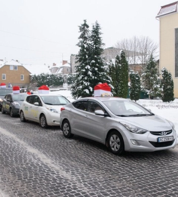 «Миколай пам’ятає про всіх»: у Луцьку подарунки отримали 268 дітей з інвалідністю