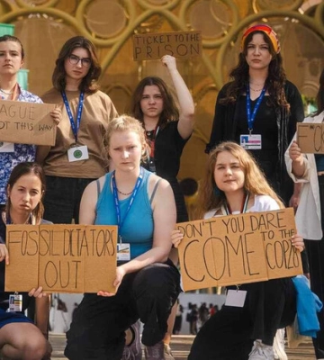 Активісти влаштували протест у Дубаї на Кліматичному саміті ООН