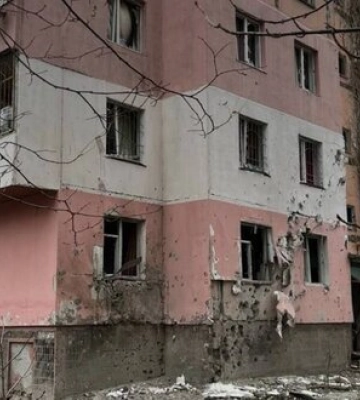 Последствия российских ударов по Корабельному району Херсона ночью. ФОТОрепортаж