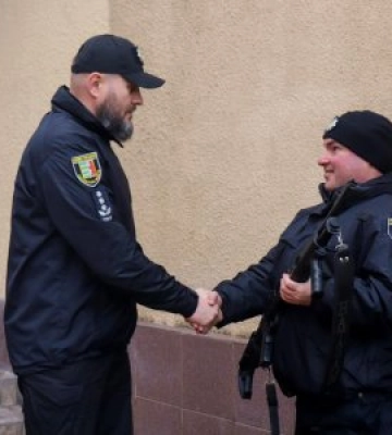 На Закарпатті відкрили ще одну поліцейську станцію та представили офіцера громади