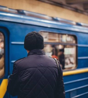 Движение поездов между станциями метро &quot;Демеевская&quot; и &quot;Теремки&quot; с 9 декабря закроют