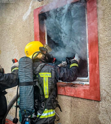 На Одещині спалахнув приватний будинок — постраждали двоє немовлят