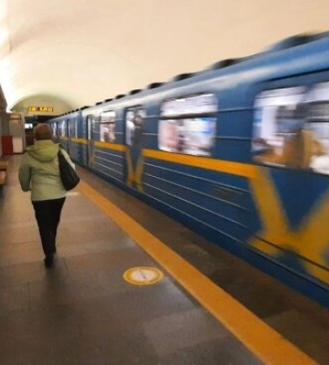 В Киеве остановилось метро — надолго: появилось важное предупреждение от властей