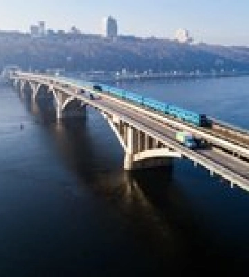 В Киеве подтопило метро. Тоннель между &quot;Демиевской&quot; и &quot;Теремками&quot; закрыт — видео
