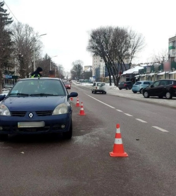 У Дубні під колеса авто потрапив 75-річний пішохід