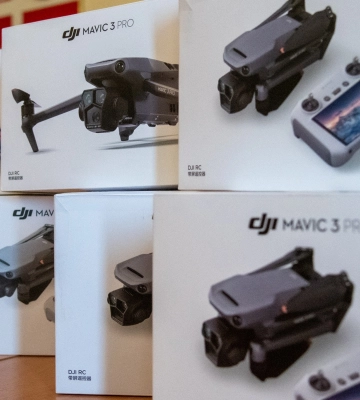 Волинська облрада передасть Mavic 3 Pro та FPV-дрони захисникам