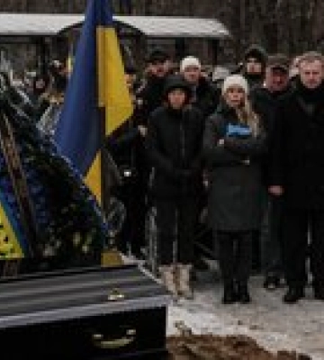 Рада перенесла построение Национального мемориального кладбища из Быковни в Гатное