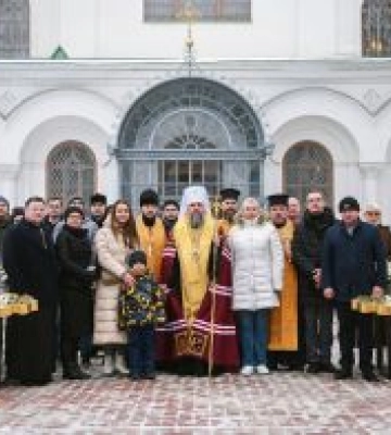 Предстоятель ПЦУ освятив відновлені хрести  для куполів Софії Київської