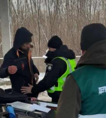 В лесах Черниговщины обнаружено браконьерство: работники Госэкоинспекции обнаружили преступников по кровавым следам