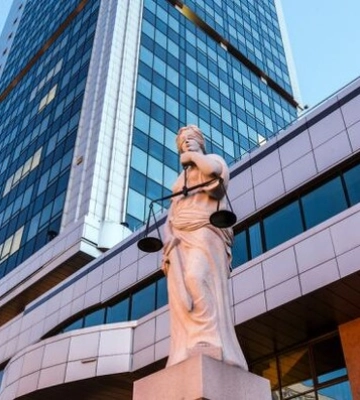 Корупція в Київському апеляційному суді: за двох суддів внесли заставу