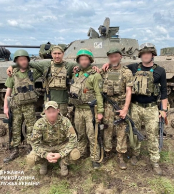 Прикордонник з Волині воює і лікує побратимів пісенною терапією