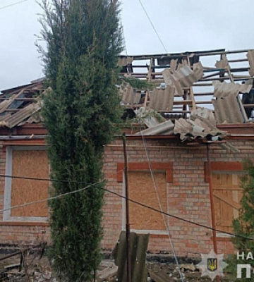 Росіяни вночі вдарили з важкої артилерії по Нікополю