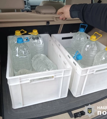 На Черкащині водій ховав у Land Rover спирт (ФОТО)