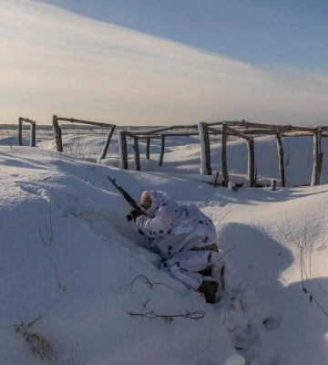 На в’їзді у Маріуполь загарбники масово розширяють оборонні споруди - Андрющенко
