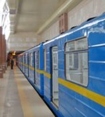 Между станциями метро Демиевская и Теремки могут запустить челночное движение