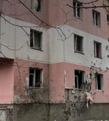 Росіяни вночі обстріляли Херсон із лівого берега Дніпра, є руйнування
