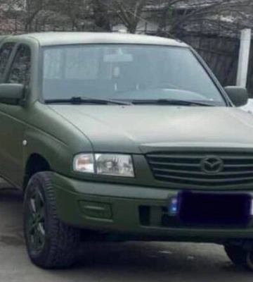 У Кропивницькому передали пікап для військових
