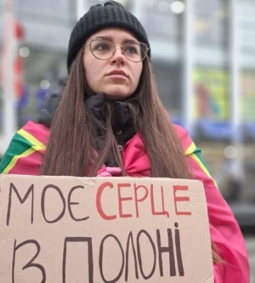 «Не мовчи! Полон – вбиває!»: родичі військовополонених взяли участь у загальноукраїнській акції