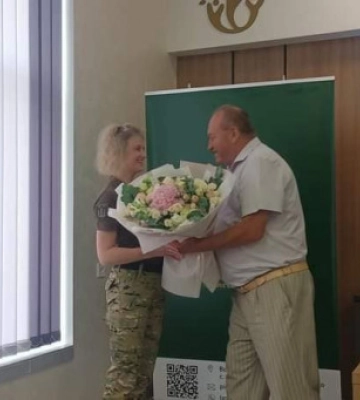 Пішла в ЗСУ за покликом серця: військова з Волині отримала почесну відзнаку від Залужного. Фото