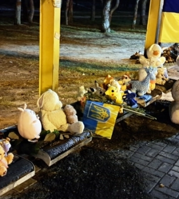 Поліція відкрила справу через загорання «народного меморіалу» у Дніпрі