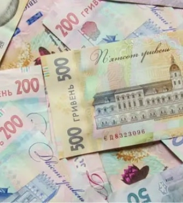 Переселенці в Чернівцях отримають фінансову допомогу: які документи необхідні