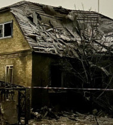 Внаслідок нічної ракетної атаки постраждали чотири людини в Дарницькому районі Києва, є руйнування 