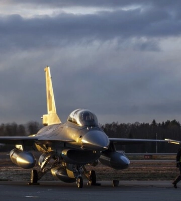 В Южной Корее разбился истребитель ВВС США F-16