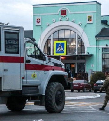 В Феодосии в Крыму вспыхнул сильный пожар