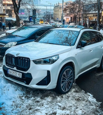 В Киеве замечен самый доступный электромобиль BMW 