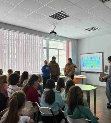 Школяри луцького ліцею зібрали 100 тисяч для волинської бригади ТрО