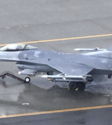 Поблизу Південної Кореї впав американський винищувач F-16