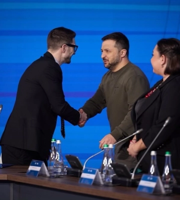 Алекс Сорос учергове відвідав Київ Алекс Сорос учергове відвідав Київ