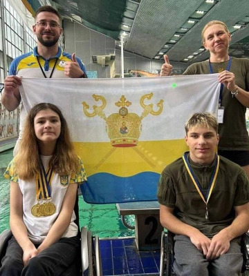 Миколаївські плавці з ураженнями опорно-рухового апарату здобули 17 медалей Чемпіонату України