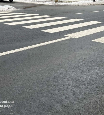 До робіт застосували комплексний підхід: у Дніпрі цього року відремонтували понад 700 тис. квадратних метрів зруйнованого дорожнього покриття