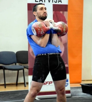 Гирьовик з Кіровоградщини виборов два “золота” та одне “срібло” на Чемпіонаті світу