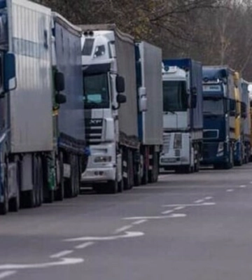 Словацькі перевізники знов заблокували рух фур з України