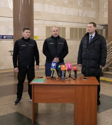 У Києві з 13 грудня тестуватимуть човниковий рух між станціями метро Деміївська — Теремки
